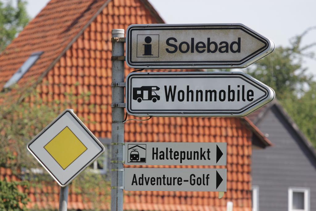 Relexa Hotel Bad Salzdetfurth Exteriör bild
