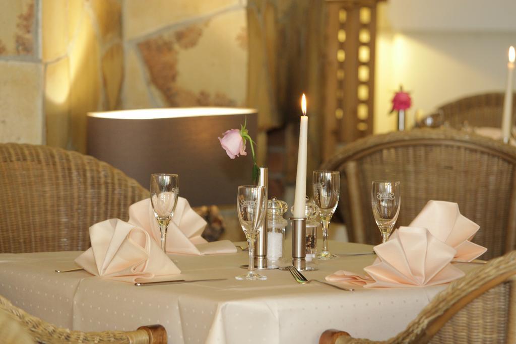 Relexa Hotel Bad Salzdetfurth Exteriör bild