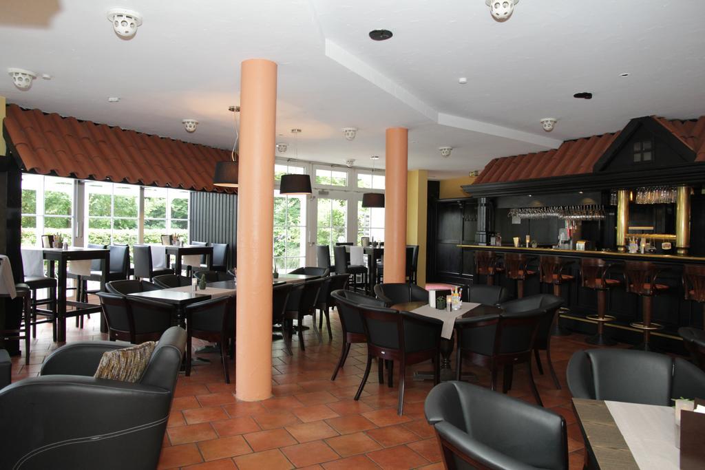 Relexa Hotel Bad Salzdetfurth Exteriör bild