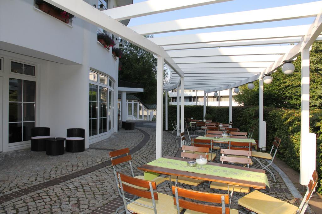 Relexa Hotel Bad Salzdetfurth Exteriör bild