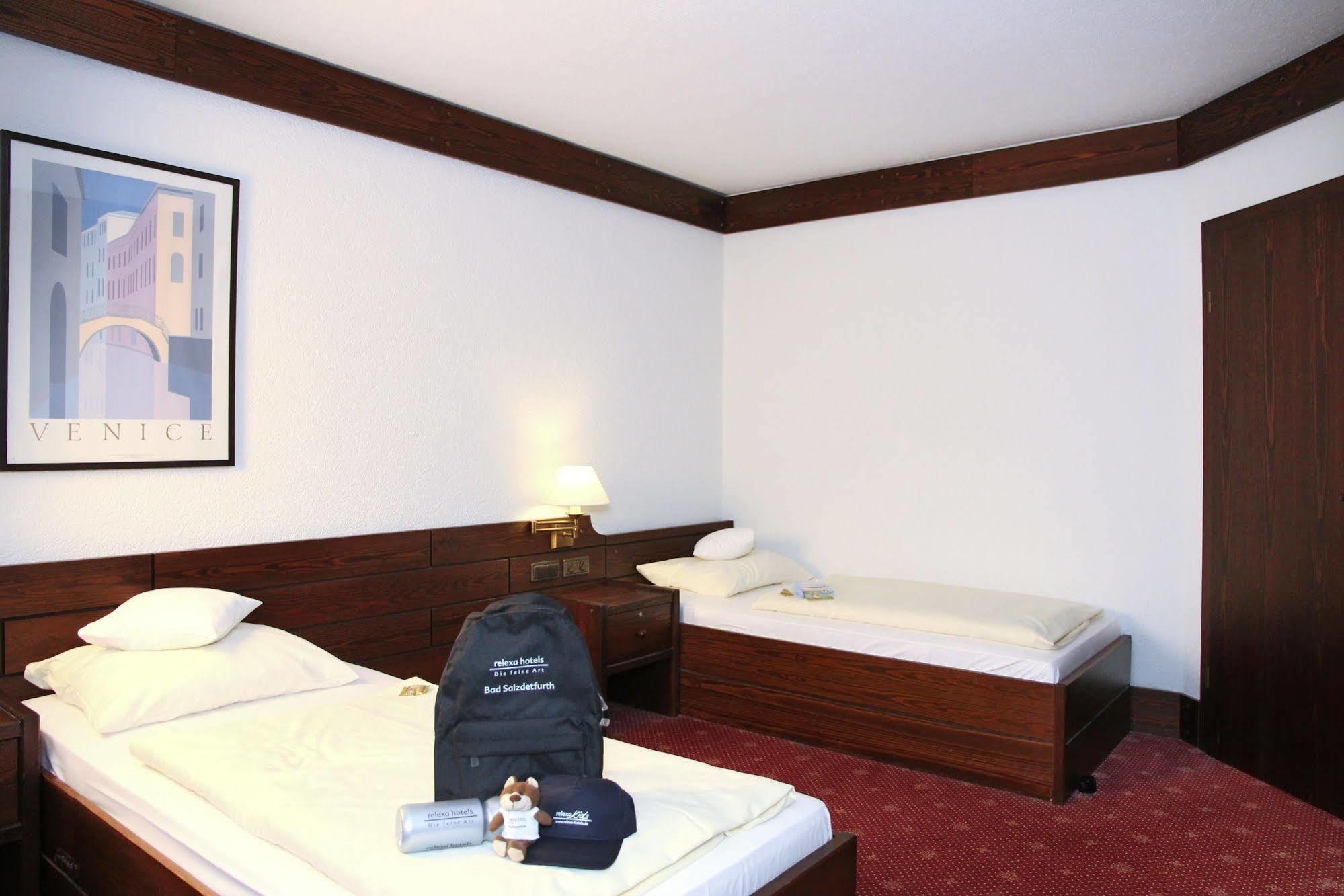 Relexa Hotel Bad Salzdetfurth Exteriör bild
